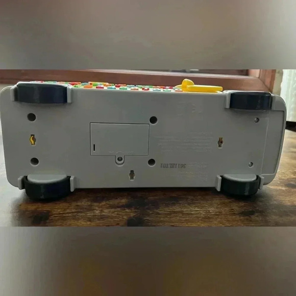 Cocomelon | Music Learning Bus Educational Toy - Picture 7 of 12